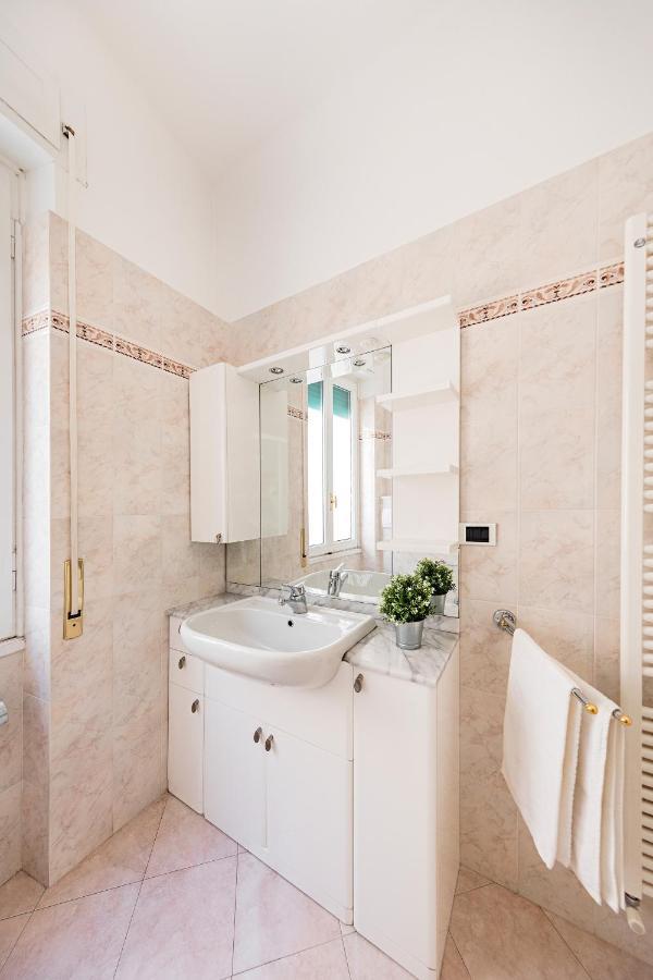 I Fiori 3-16 Apartment By Wonderful Italy サンレモ エクステリア 写真